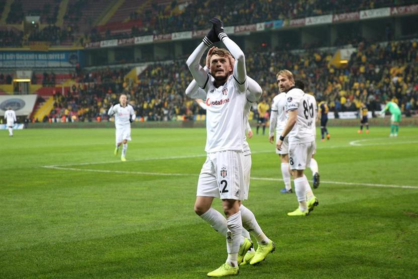 Beşiktaş 4 golle kendine geldi