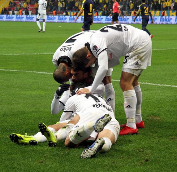 Beşiktaş 4 golle kendine geldi