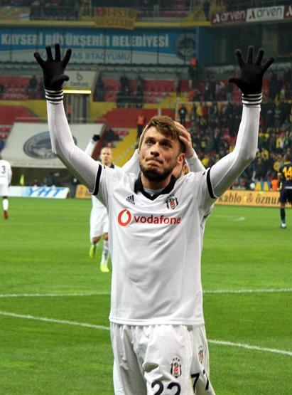 Beşiktaş 4 golle kendine geldi