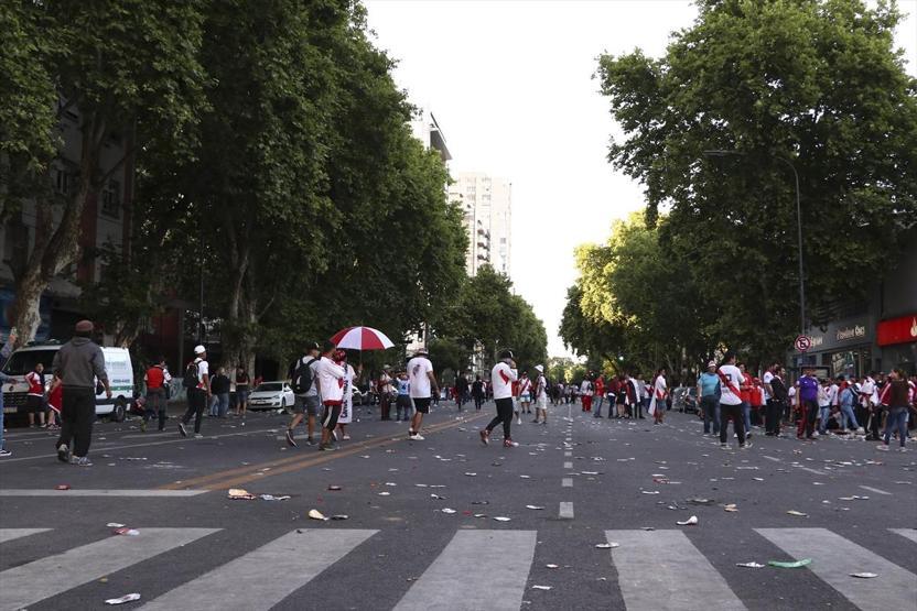 River Plate - Boca Juniors finali olaylar nedeniyle ertelendi