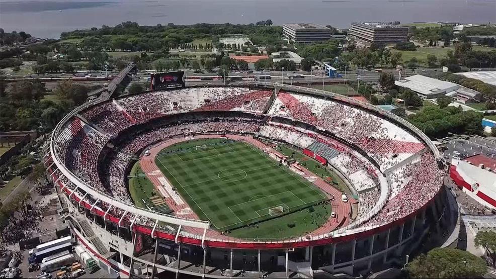 River Plate - Boca Juniors finali olaylar nedeniyle ertelendi