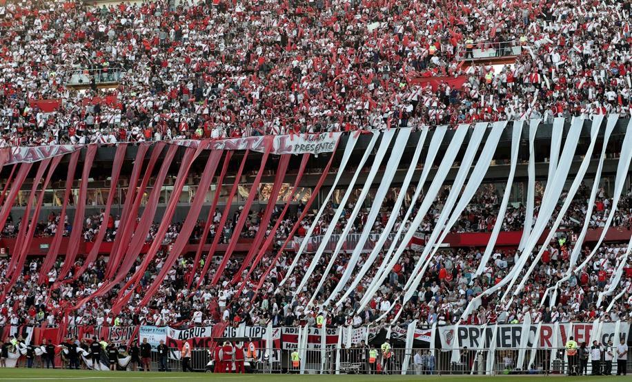 River Plate - Boca Juniors finali olaylar nedeniyle ertelendi