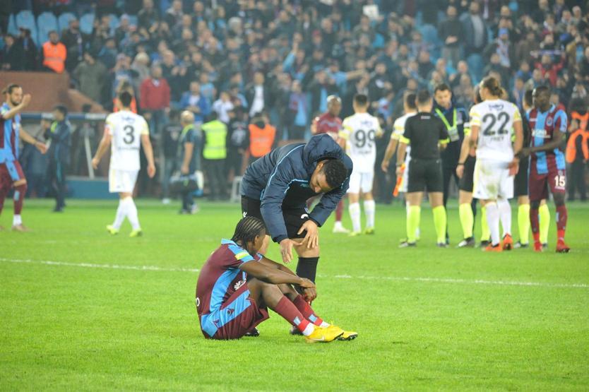 Herkes sevinirken o üzüldü