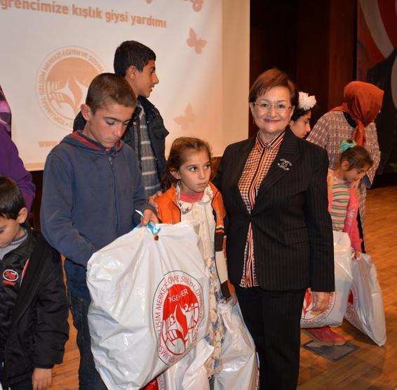 TOGEMDERden 1500 çocuğa kışlık kıyafet