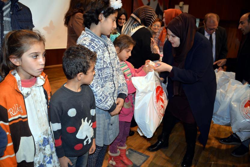 TOGEMDERden 1500 çocuğa kışlık kıyafet