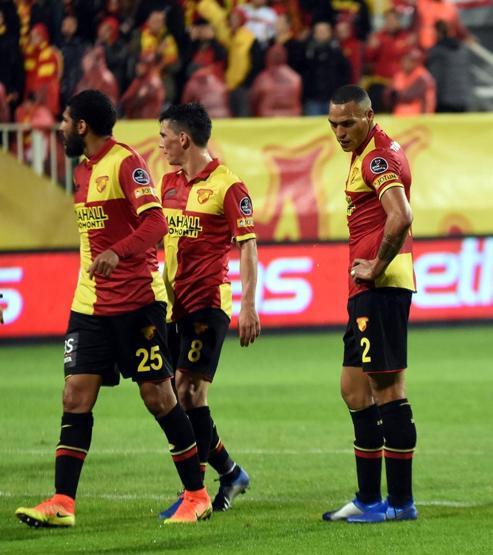 Başakşehir farkı açıyor