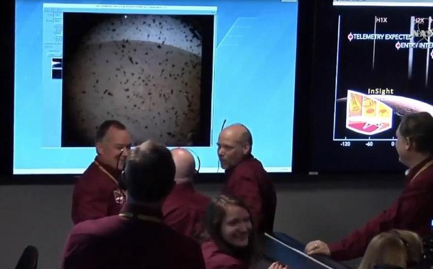 NASA açıkladı: InSight Marsa indi