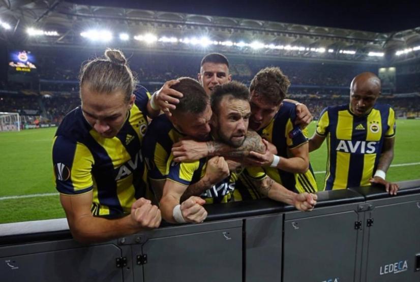 Fenerbahçeden iki farklı kadro