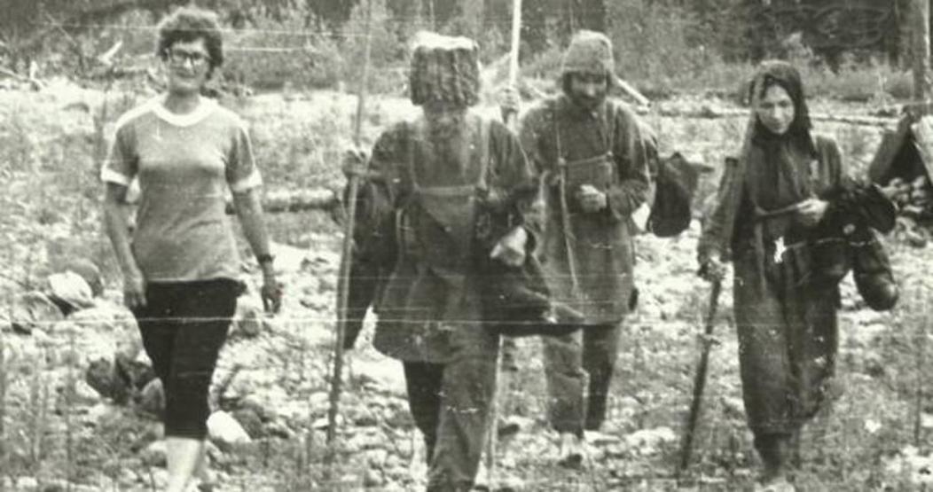 42 yıl boyunca ağaç kabuklarını ve ayakkabılarını yiyerek hayatta kaldılar