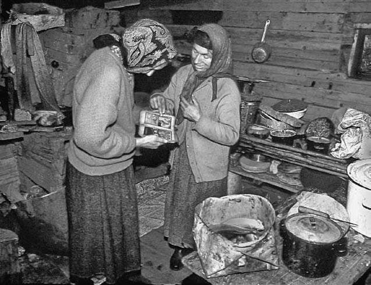42 yıl boyunca ağaç kabuklarını ve ayakkabılarını yiyerek hayatta kaldılar
