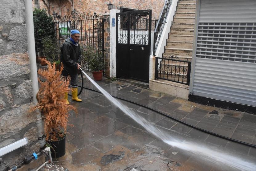 Bodrumda selin yaraları sarılıyor