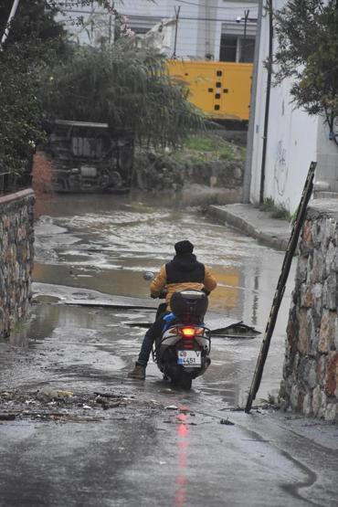 Bodrumda selin yaraları sarılıyor