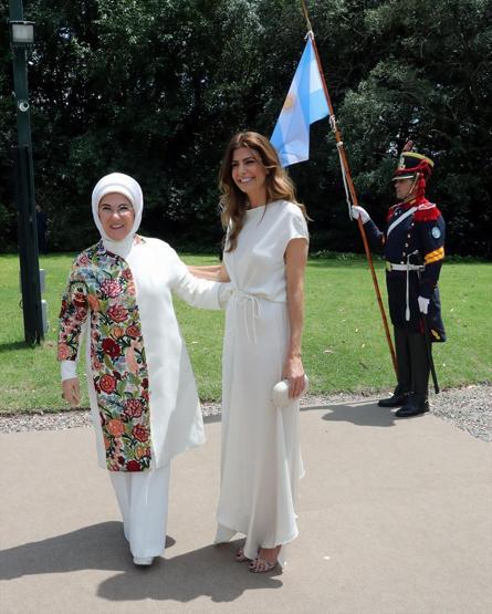 G20 Zirvesi... Emine Erdoğan lider eşleriyle birlikte