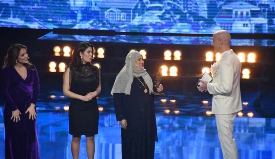 İsveçte Yılın Kahramanı seçilen Fatma teyze konuştu: Seçimi kaybettirdim