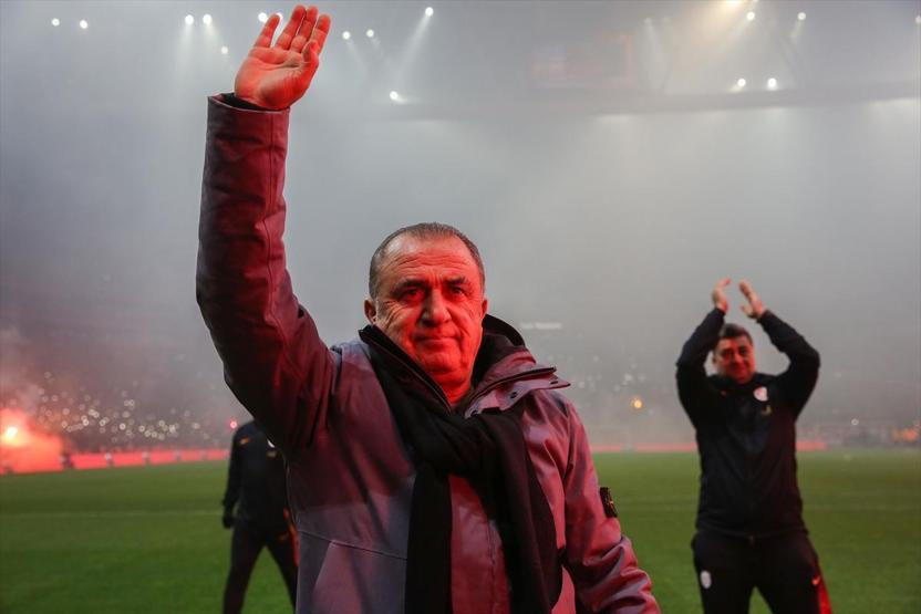 Galatasaray antrenmanını 40 bin 541 taraftar izledi