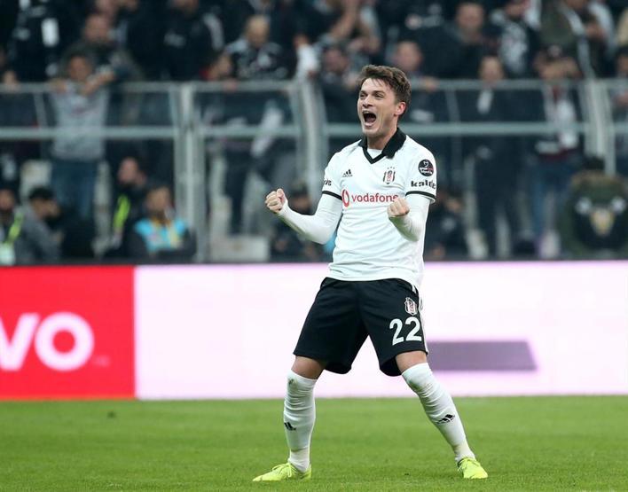 Beşiktaş tek golle derbiyi kazandı