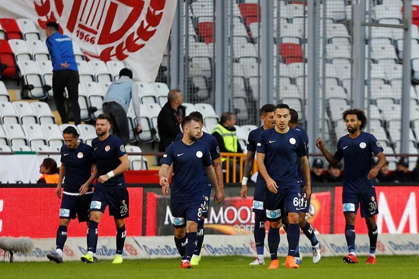FIFA kulüplere 209 milyon dolar dağıttı