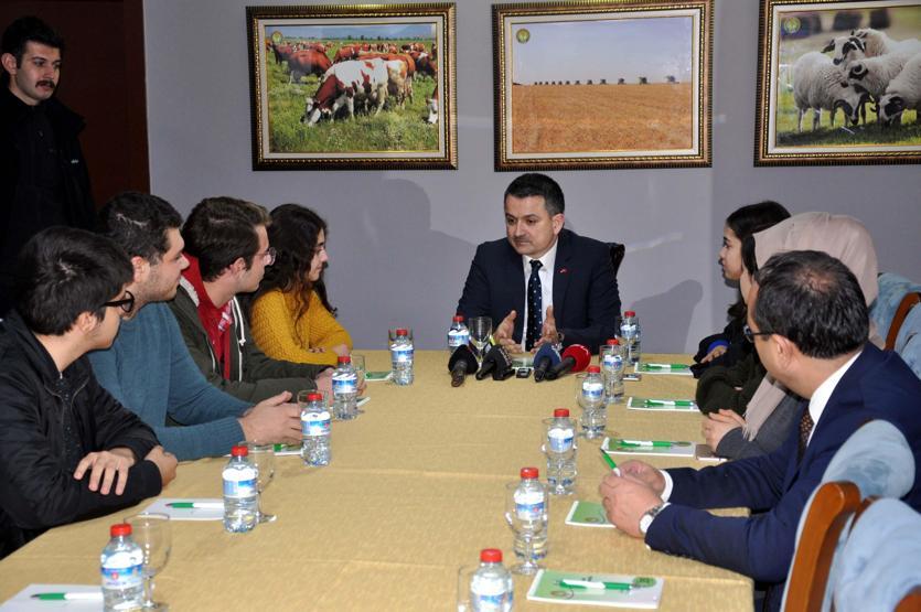 Cumhurbaşkanı Erdoğanla buluşan gençler o anları anlattı
