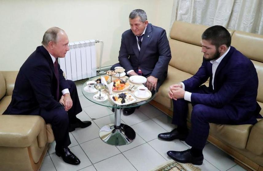 Khabib Nurmagomedovdan kadınlara: Kocanızın işini bitirin