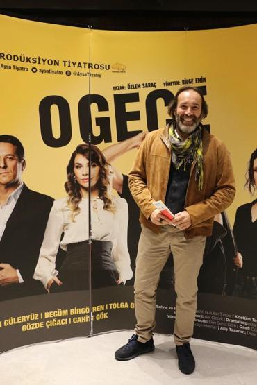 O Gece oyununa ünlü akını