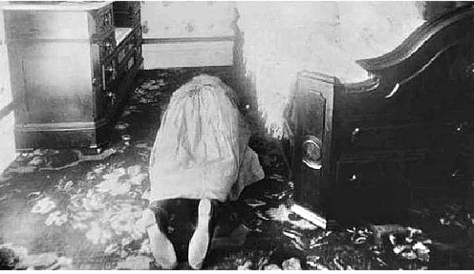 Katil olduğu asla çözülemeyen kadın: Lizzie Borden