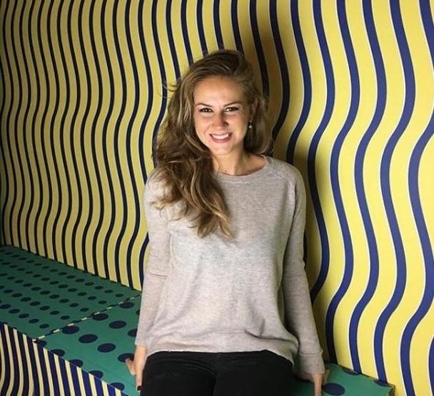 Aşkı uğruna kariyerinden vazgeçmişti... Eski haber spikeri Nazlı Tolga anne oldu