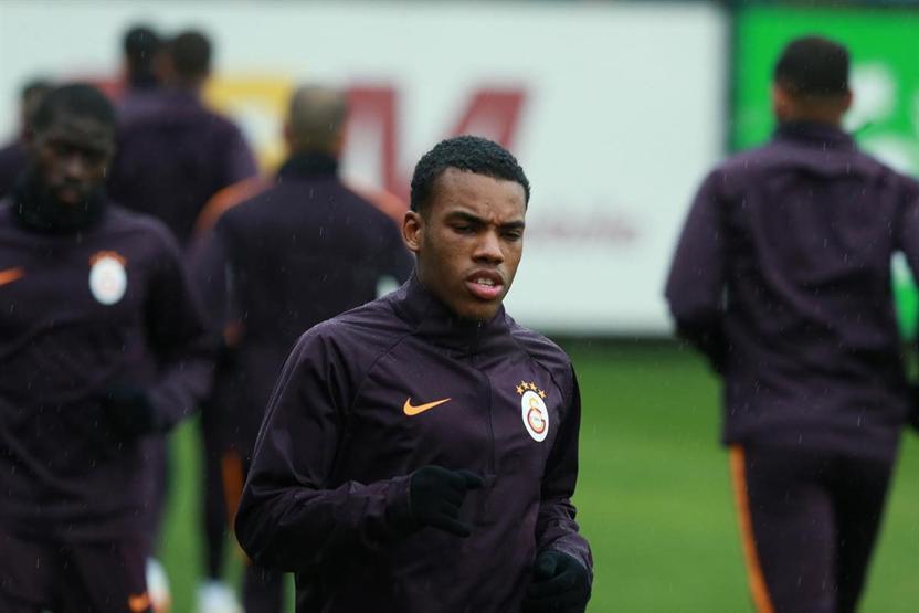 Galatasarayın Porto 11i açıklandı