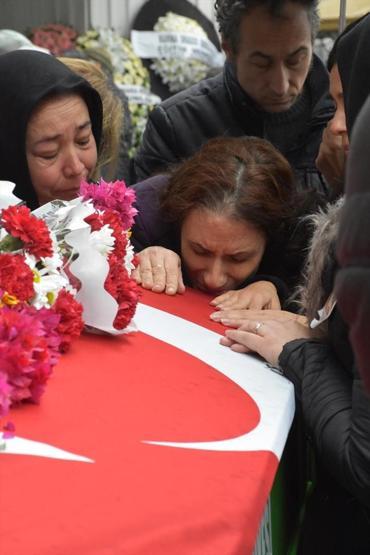 Şampiyon dansçı, Bodrumda son yolculuğa uğurlandı