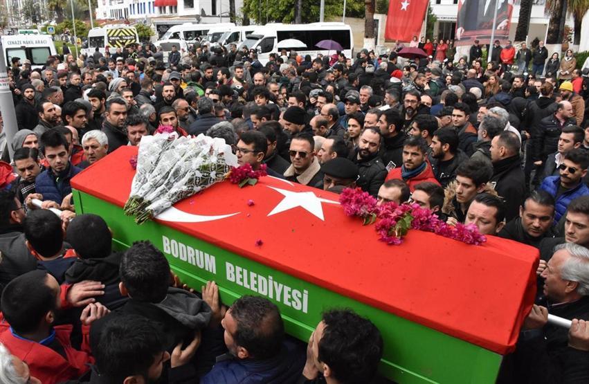 Şampiyon dansçı, Bodrumda son yolculuğa uğurlandı