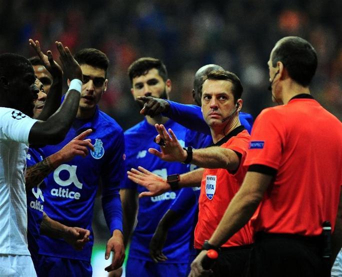 Galatasaray UEFA Avrupa Ligine kaldı