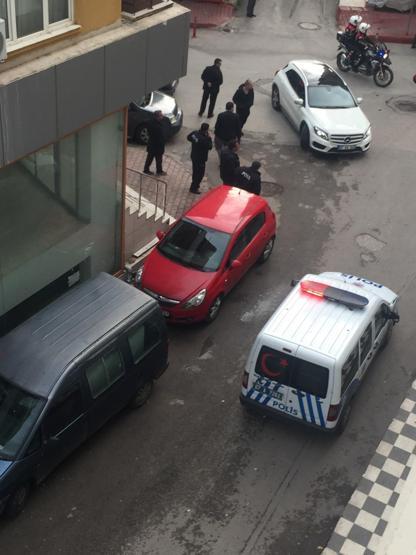 Antalyadaki sokak ortasındaki silahlı kavga kamerada