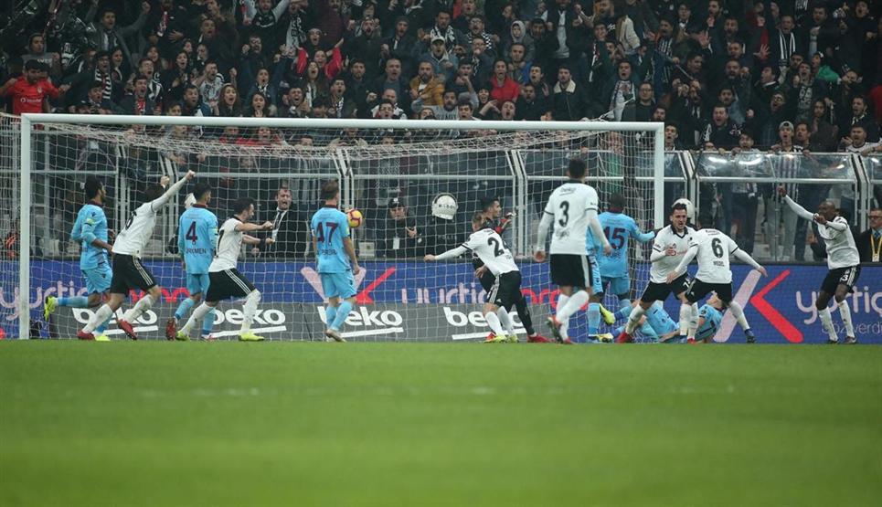 Beşiktaş-Trabzonspor maçında heyecan, aksiyon, dram ve gerilim