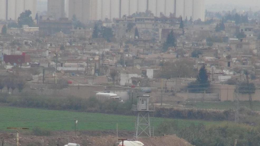 Türkiye sınırına 100 metre mesafeye teröristler çadır kurdu