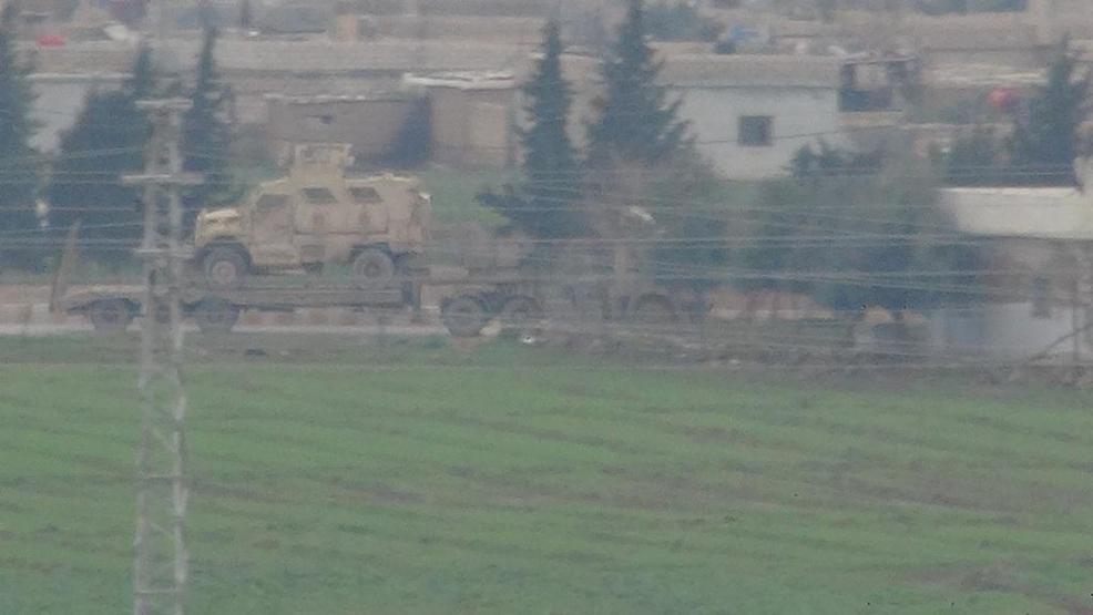 Türkiye sınırına 100 metre mesafeye teröristler çadır kurdu