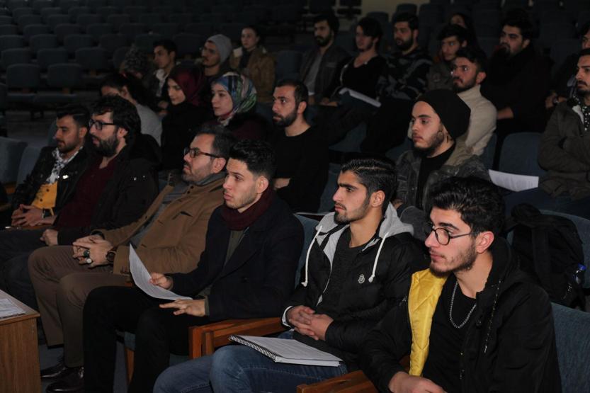 Fırat Üniversitesi Reklam Atölyesinde öğrencilere reklamcılık anlatıldı