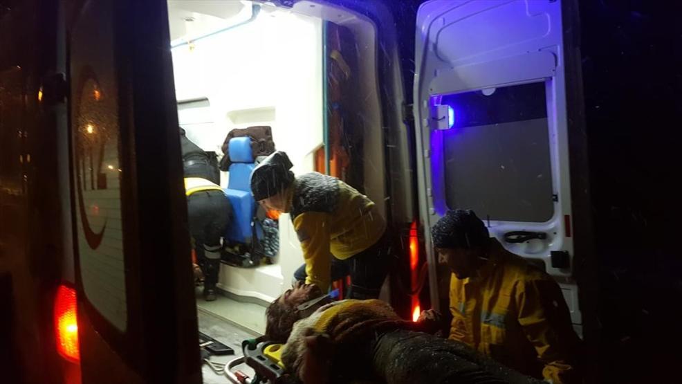 Otobüs devrildi 3 ölü 35 yaralı