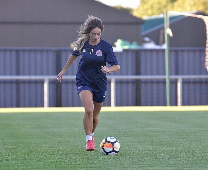 Instagramı sallayan sol bek: Laura Merrin