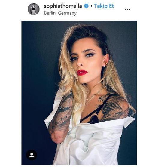 Loris Karius dünyanın en güzel üçüncü kadınıyla çıkıyor