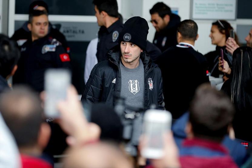 Antalyada Burak Yılmaz aleyhine tezahüratlar