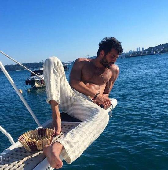 Can Nergis: Erkeklerden de kadınlardan da ahlaksız teklifler aldım