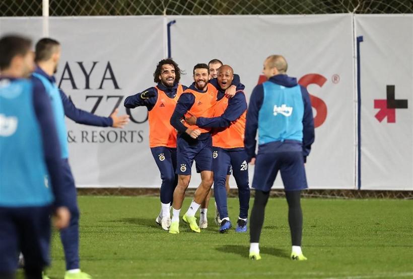 Fenerbahçe, AZ Alkmaar maçına iki farklı 11le çıkacak