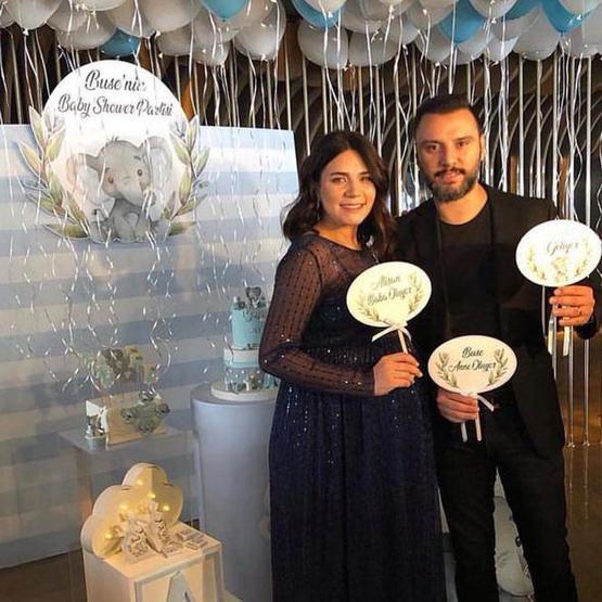 Alişan ve Buse Tektaş baby shower partisi yaptı