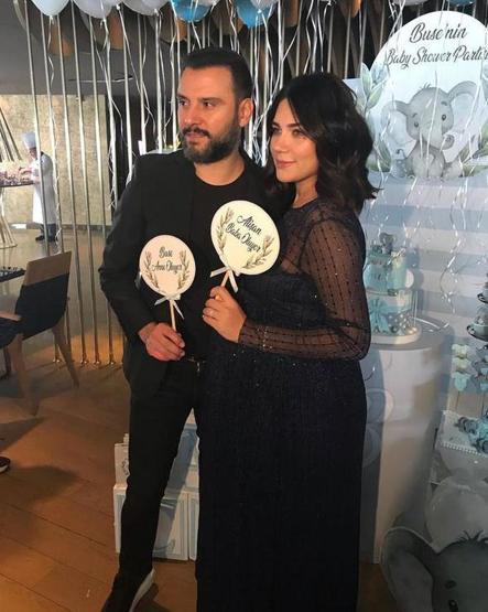 Alişan ve Buse Tektaş baby shower partisi yaptı