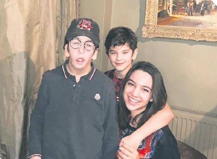 Özlem Kaymaz oğlu Danieli tedavi için Antalyaya götürdü
