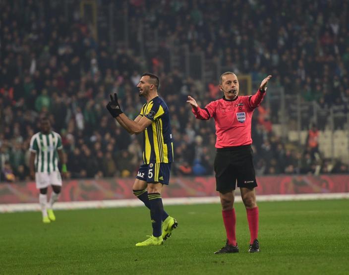 Bursaspor 89da Fenerbahçeyi üzdü