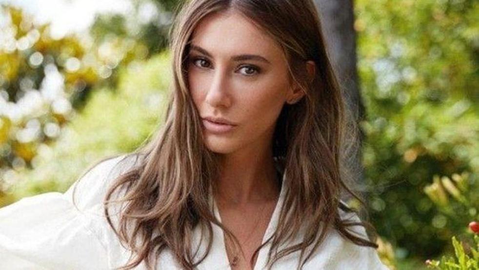 Şeyma Subaşının fotoğrafı sosyal medyaya damga vurdu