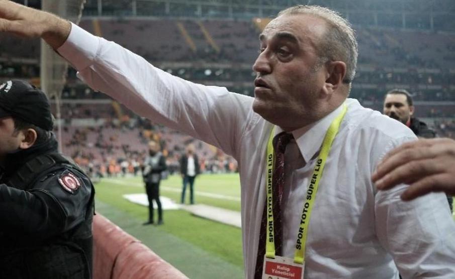 Forvet gelmeyince taraftar çılgına döndü