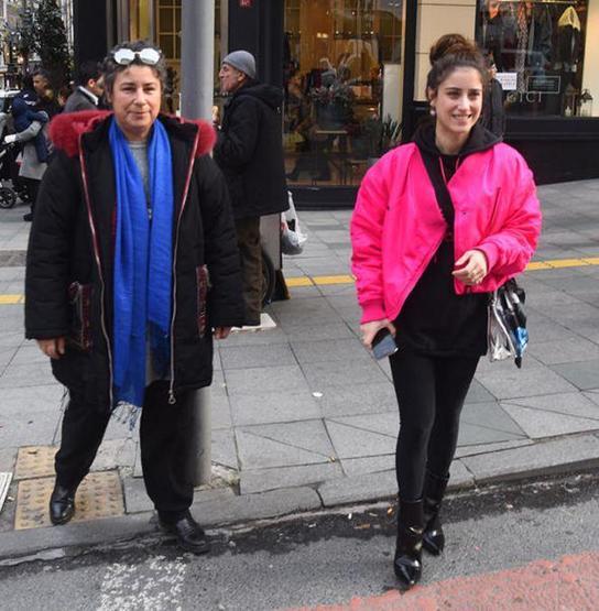 Hazal Kaya müjdeyi verdi: Çok şükür atlattık