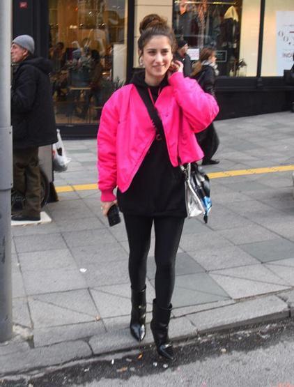 Hazal Kaya müjdeyi verdi: Çok şükür atlattık
