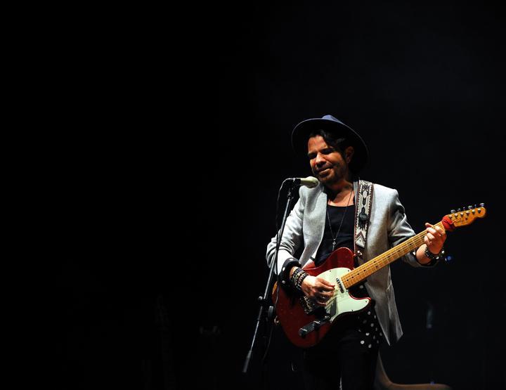 Kenan Doğuludan Bursada caz formatında konser
